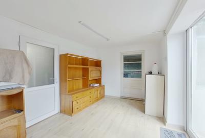 Spațiu/sediu/showroom utilaje cu F.S de 17 ml in zona Confectii - 4