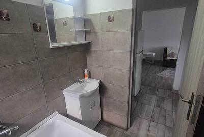 CENTRU - TRAIAN - 2 CAMERE DE INCHIRIAT - TERMEN LUNG - GAZE - - 12