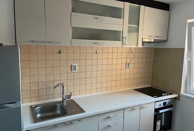 Apartament cu 2 camere decomandat, mobilat în Energia