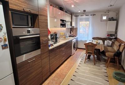 Apartament 3 camere decomandat, mobilat-utilat,130000 Euro - 2