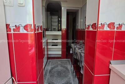 ETAJ 1,Micro  3 Târgoviște,  vânzare apartament 3camere - 7