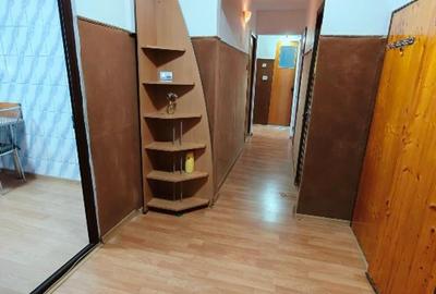 3 camere cu centrala si parcare Aparatorii Patriei - 10
