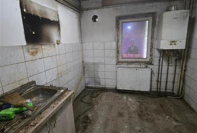 Apartament cu 3 camere decomandat în Alexandru cel Bun