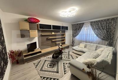 Apartament cu 3 camere decomandat, mobilat în Nufărul