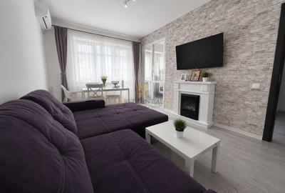 Apartament cu 2 camere decomandat, mobilat în Central