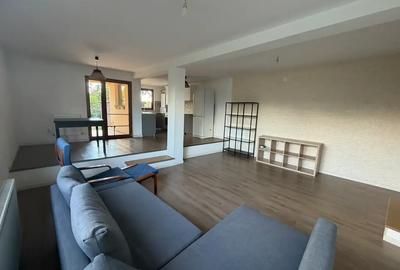 Casa tip duplex de vanzare - Parcul dintre Flori - 1