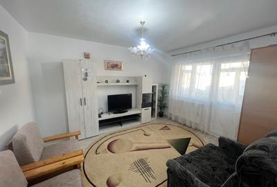 Garsonieră decomandată, Centru - 3