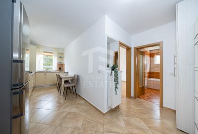 Apartament cu 2 camere semidecomandat, mobilat în Bartolomeu