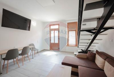 Apartament cu 3 camere de vânzare în zona Ultracentral - 3