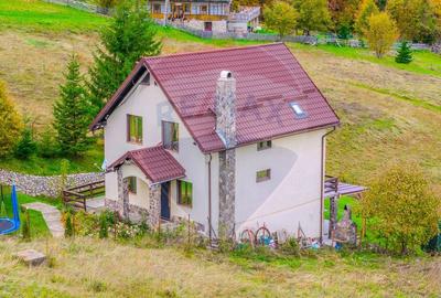 CASA DE VACANTA | 4 camere| de vânzare în FUNDATA, BRAȘOV| COMISION 0% - 56