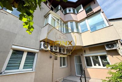 Birou, de 330.00 mp, în Domenii