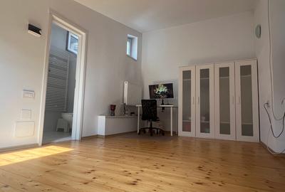 Apartament cu 2 camere semidecomandat, mobilat în Mihai Bravu
