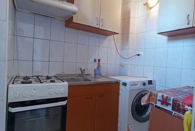Inchiriere Garsoniera Gara Nicolina, etaj 3, MOBILATA si UTILATA complet !! - 9