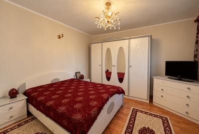 Casa P+M - Palas - teren 340mp - 6 camere - 12