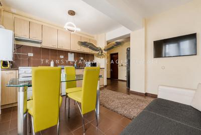 Apartament cu 3 camere semidecomandat, mobilat în Semicentral