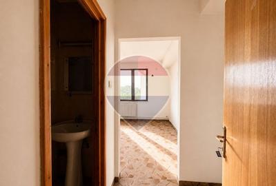 Spațiu de birouri zona centrala - langa primarie - 21
