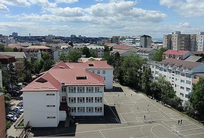 Apartament cu 2 camere decomandat în George Enescu