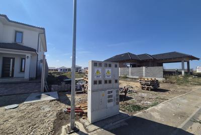 CASĂ LA SOL 143 mp utili 4 camere, 620 mp teren Via Carmina Comision 0 - 14