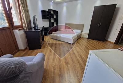 Studio 37 mp de inchiriat in Piata Romana - 2