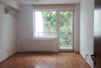 Foisorul de Foc, vila 2005, 410 mp, 8 camere, curte 200 mp - 8