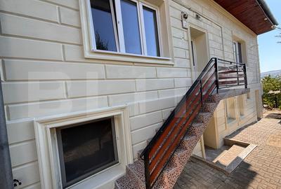 Apartament cu 3 camere decomandat, mobilat în Blaj