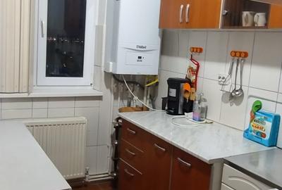 Apartament 3 camere decomandat - 8