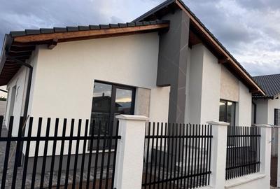 Casa cu 4 camere finisata la cheie de vanzare Alba Iulia cu toate utilitatiile - 3