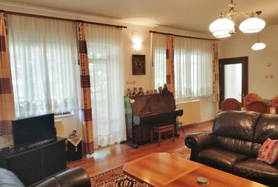 Zonă Centrală - Vilă exclusivistă S+P+E, teren 556 mp, finisaje lemn masiv - 4