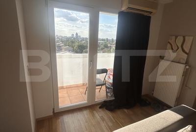 Apartament cu 3 camere semidecomandat, mobilat în Simion Bărnuțiu
