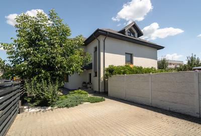 Casă individuală, elegantă, discretă, lumină naturală și confort autentic - 55