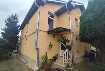 Duplex cu 4 camere în Cetate