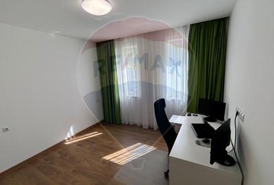 Apartament deosebit cu curte interioara privata – Zonă Premium - 4