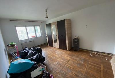 Apartament cu 3 camere decomandat în Luncă