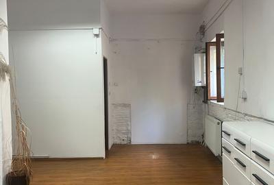 INCHIRIEZ SPATIU FINISAT PENTRU BIROURI,ZONA CENTRALA - 3