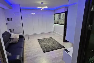 Apartament cu 2 camere semidecomandat, mobilat în Energia