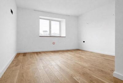 Apartament cu 3 camere decomandat în Brașovul Vechi