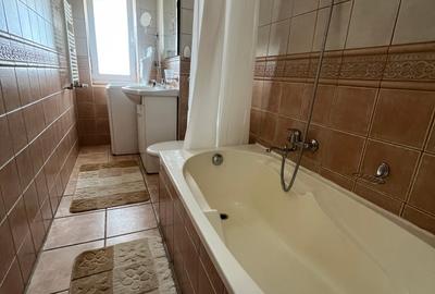 Apartament 2 camere de închiriat B-dul Decebal - 5