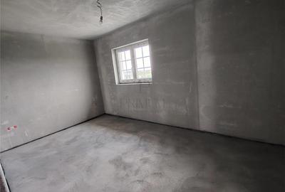 Duplex despartit prin C.T. - dormitor la parter - 3 bai - zona excelenta - 7