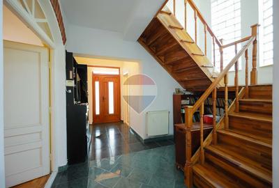 De vânzare pe str. Branului, casă de renovat, 5 camere, teren 514 mp - 4