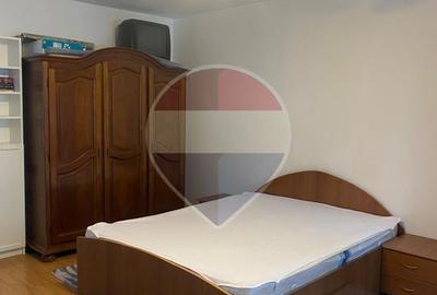 Garsonieră decomandată, mobilată în Sebastian