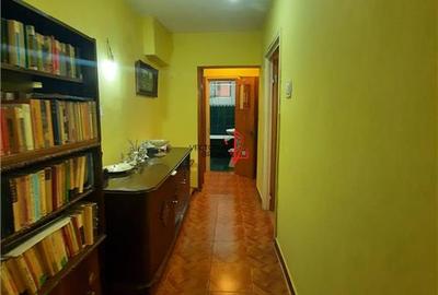 4 camere Piata Iancului, etaj intermediar,an 1978 - 4