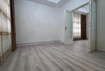 2 camere interbelic, renovat, parter, centrală – Unirii, Maximilian Popper - 2