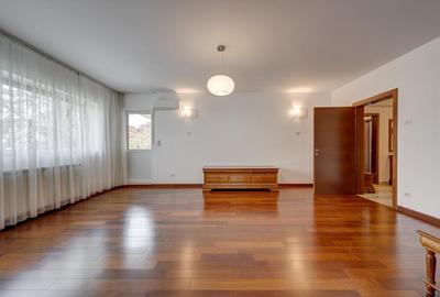 Apartament 4 camere, langa Parcul Ioanid, cu parcare inclusa - 1