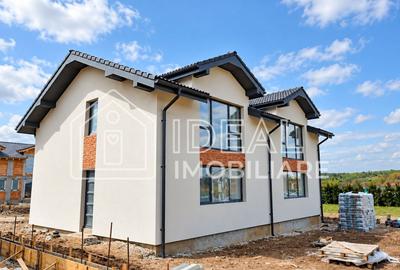 Duplex cu 4 camere în Est