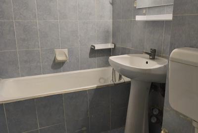 Afi Cotroceni/Metrou Favorit-Garsoniera. - 2