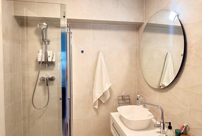 Bulevardul Unirii, vedere spre Parcul Mara-Apartament cu 3 camere de închiriat! - 16