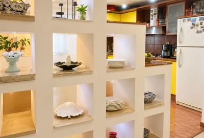Central apartament spațios transformat din 4 camere - 12