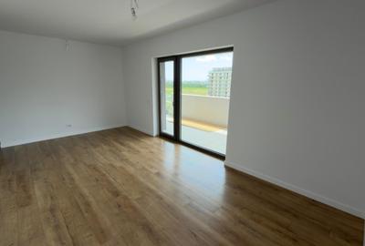Apartament cu 3 camere decomandat în Nord