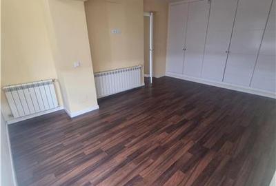 Apartament 5 camere  cu scara interioara tip  penthouse -doua etaje - 10
