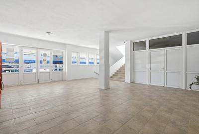 FALEZA NORD cladire multifunctionala 4600 mp cu acces din Bdul Mamaia! - 17